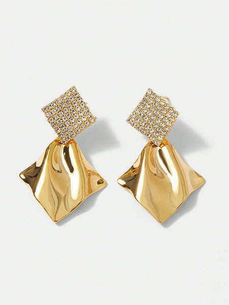 GOLD PLATED RHOMBUS PIECES WITH MICROSET CUBIC ZIRCONIA STUD EARRINGS