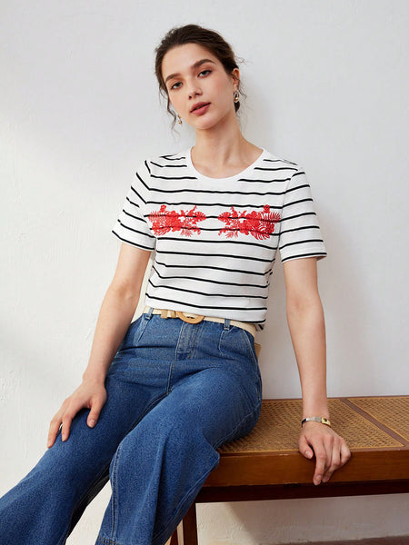 EMBROIDERY FLORAL PATTERN STRIPED TEE